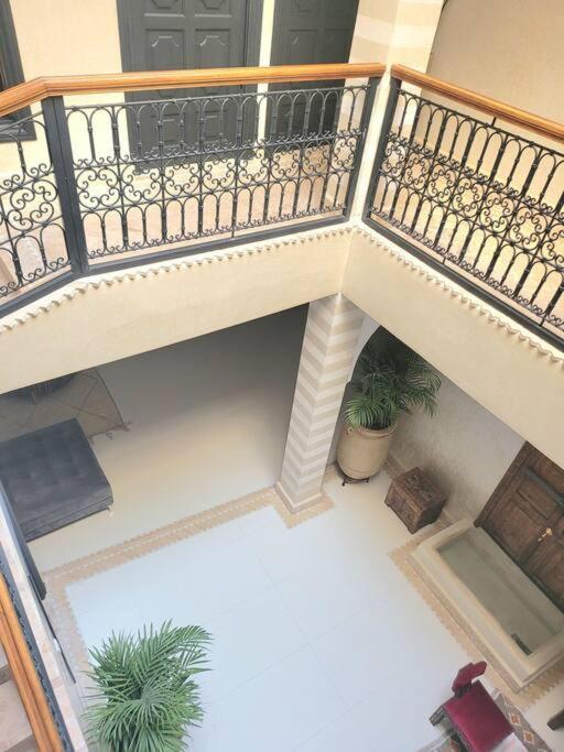 Riad Isahiac Avec Piscine En Exclusivite Marrakesh Exterior foto